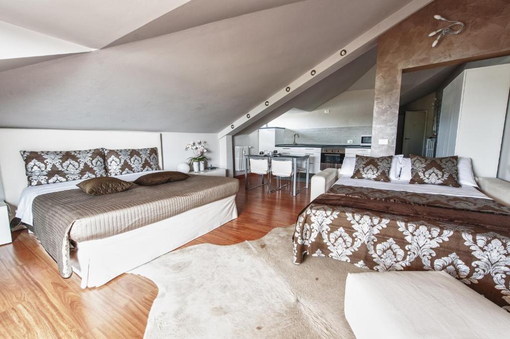 Cute & Cozy Terrace Apartment Bergamo Room photo