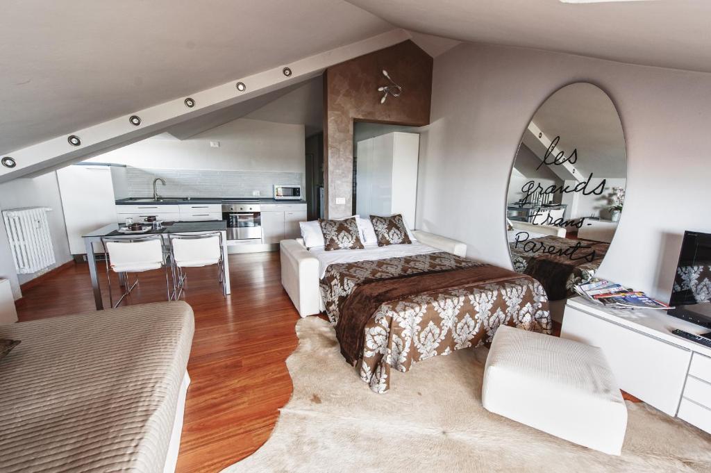 Cute & Cozy Terrace Apartment Bergamo Room photo